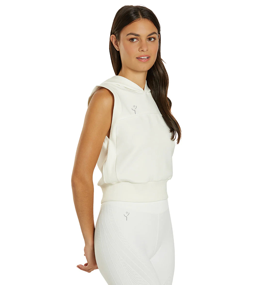 Labyrinth White Top